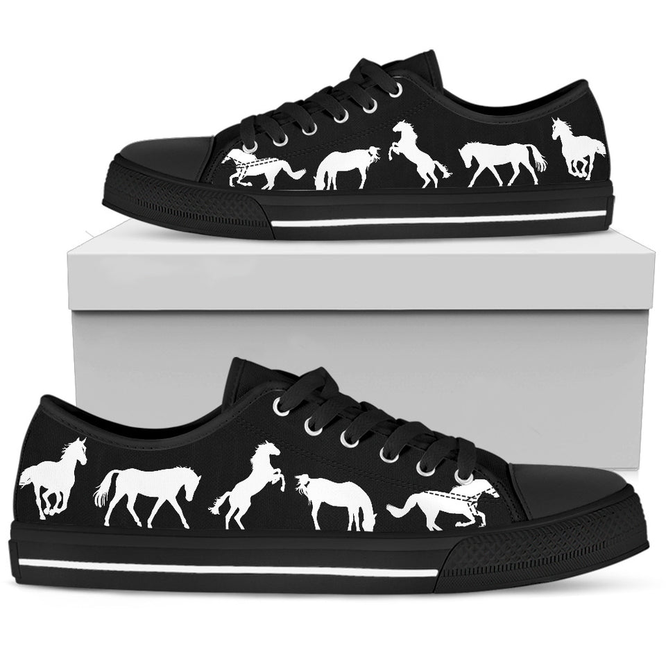 Black and White Horse Women's Low Top Shoes